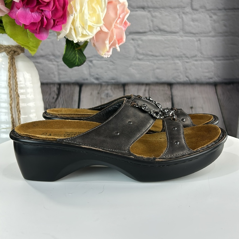 NAOT Deep Metallic Pewter Leather Jeweled Open Toe Slip On Low Wedge Sandals - Picture 5 of 17